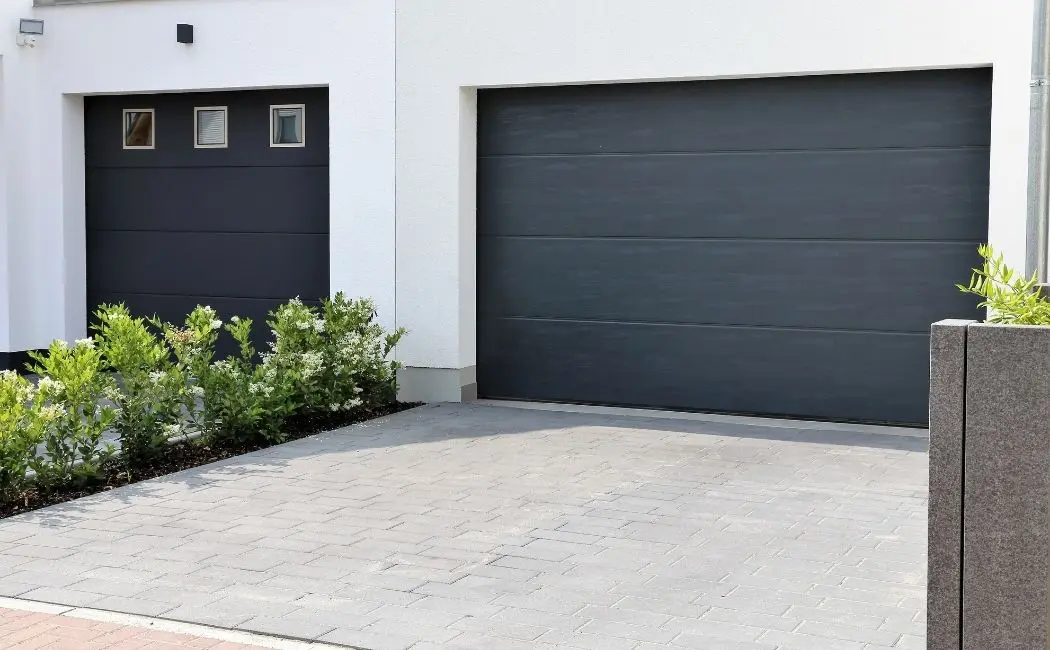 Jak wybrać właściwą bramę garażową? 