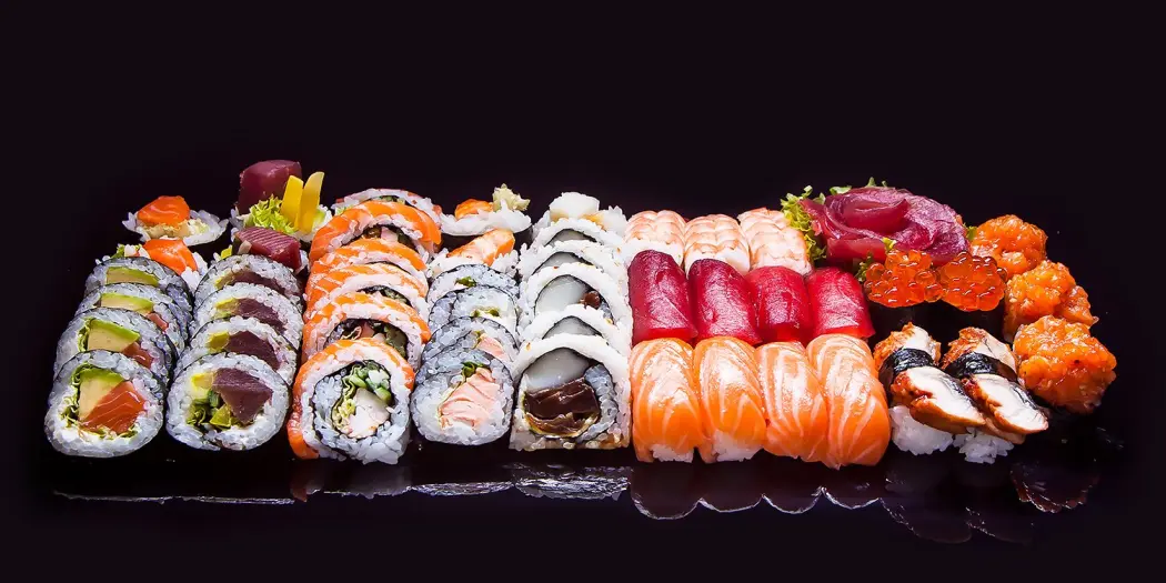 Najpopularniejsze rodzaje sushi. Jakie sushi zamówić na Śląsku?