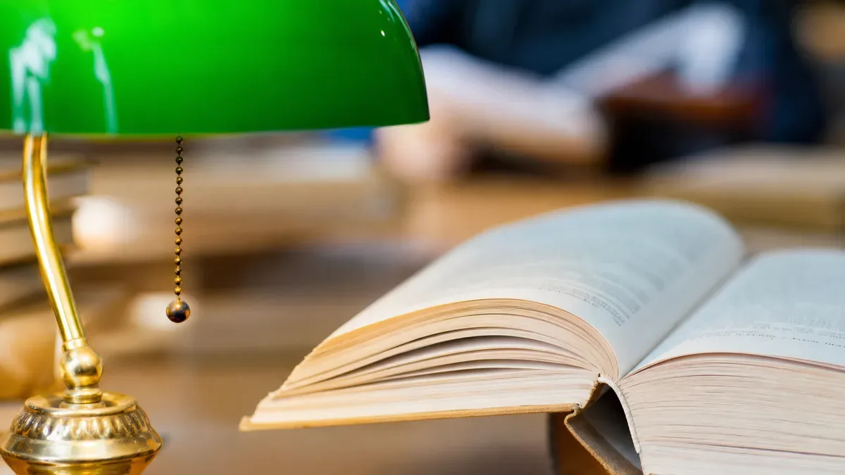 Zwrot książek i zero kar. Raciborska biblioteka szykuje wieczór z intrygą