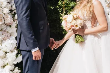 Zaproszenia ślubne 2026 – najpiękniejsze trendy, które warto znać przed złożeniem zamówienia