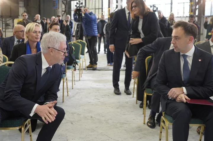Na terenie dawnego RAFAKO powstaje zaplecze zbrojeniowe. 242 mln zł wsparcia