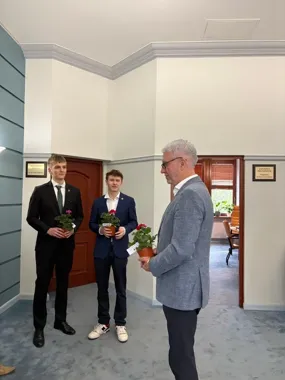 Uczniowie Mechanika ruszyli z dobrym słowem po Raciborzu