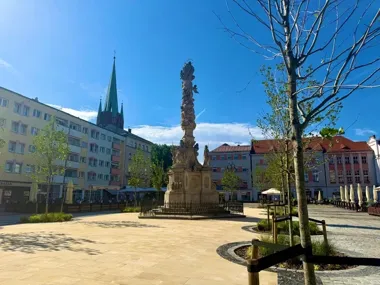 Odnowiony rynek znów dostępny. Na nowe ławki trzeba jeszcze poczekać