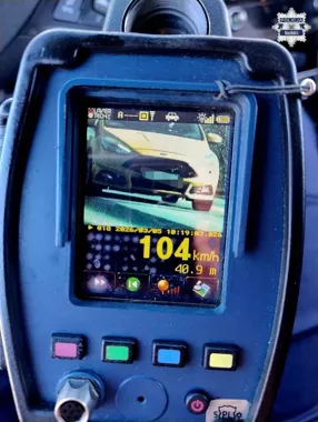 Był o krok od tragedii - jechał 104 km/h przez zabudowane Rzuchów