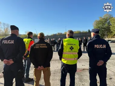 Przewrócony autobus i pożar biurowca. Racibórz ćwiczył akcję masową