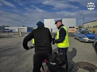 Raciborska drogówka ruszyła z akcją Bezpieczny cyklista - sprawdzają wyposażenie i zachowania