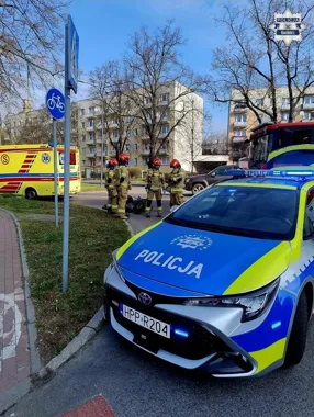 Nastolatek na motocyklu uderzył w auto na Opawskiej - trafił do szpitala