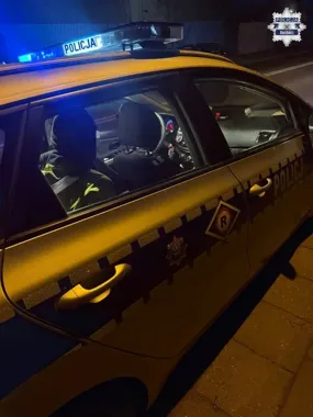 Nerwowe zachowanie zdradziło go przed blokiem w Raciborzu